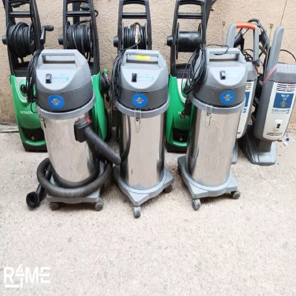 Scrubbing Machine And Vaccum