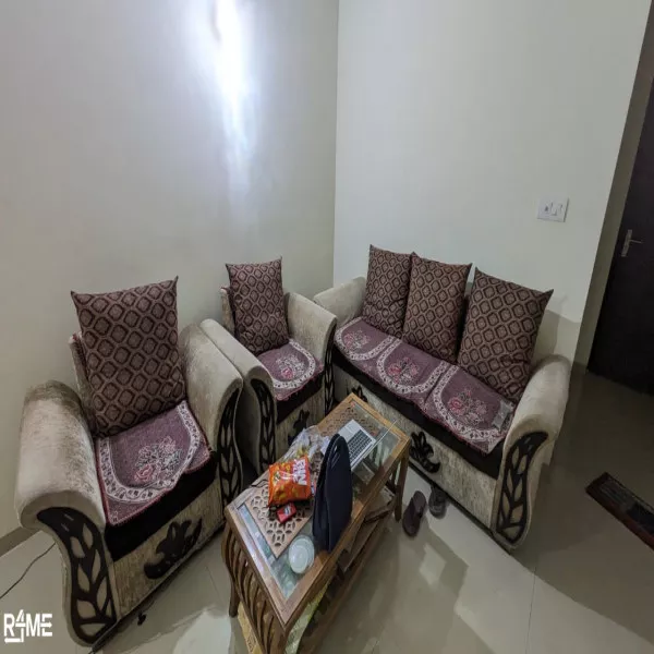 5 Seater Sofa with 5 Cushions