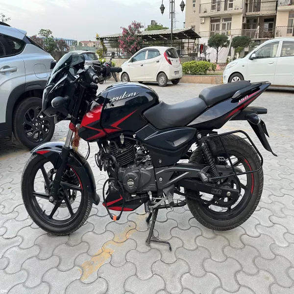 Pulsar 150 Twin Disc ABS