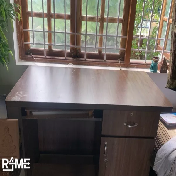Study Table / Work Table on rent