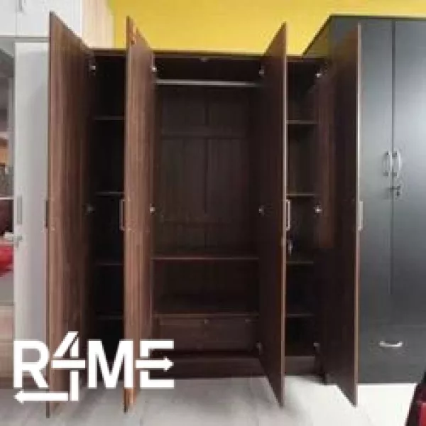 4 Door, 3 Cabinet Wardrobe