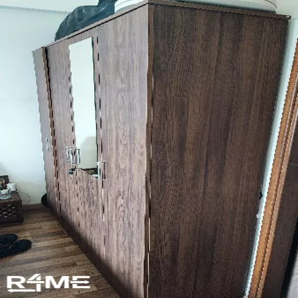 4 Door, 3 Cabinet Wardrobe