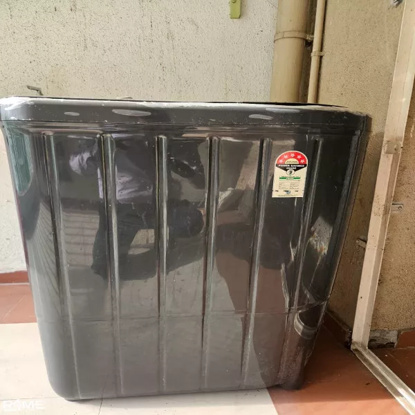 Whirlpool 6kg Semi Aoutomatic top load on rent