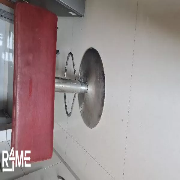 Rolling Dine in Chair