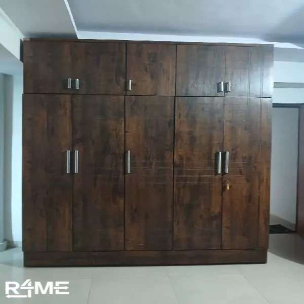 Wardrobe on rent