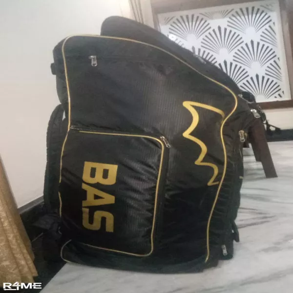 Cricket kit for rent