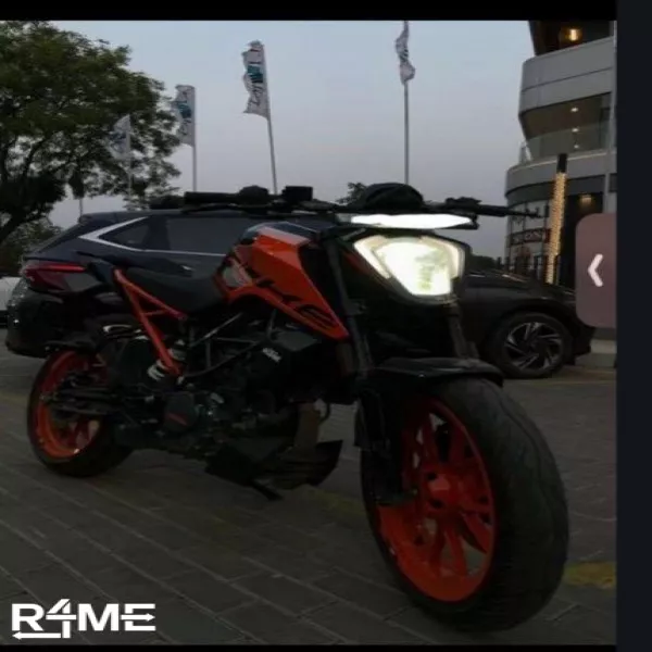 Ktm duke 200