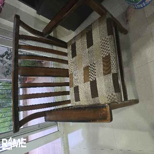 Chair on rent