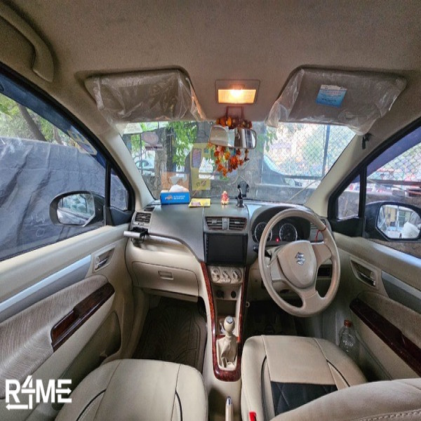 Maruti Suzuki Ertiga 7 Seater (CNG-Manual)