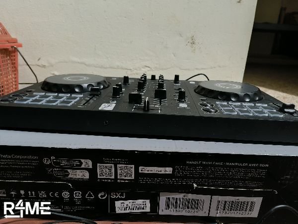 DJ flx 4 conlose