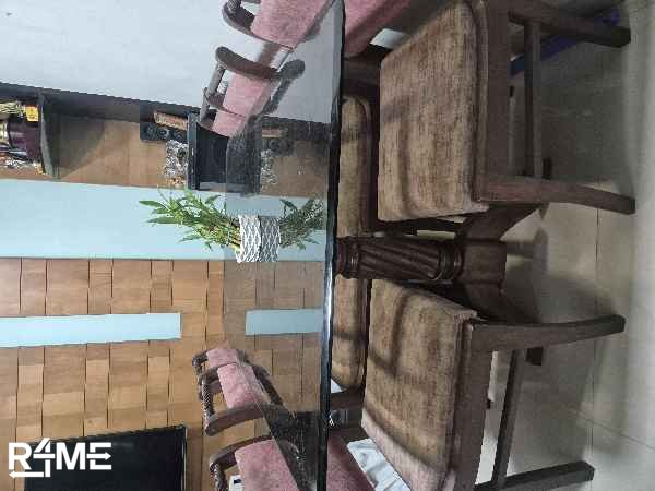 dining table with 6 chairs on rent