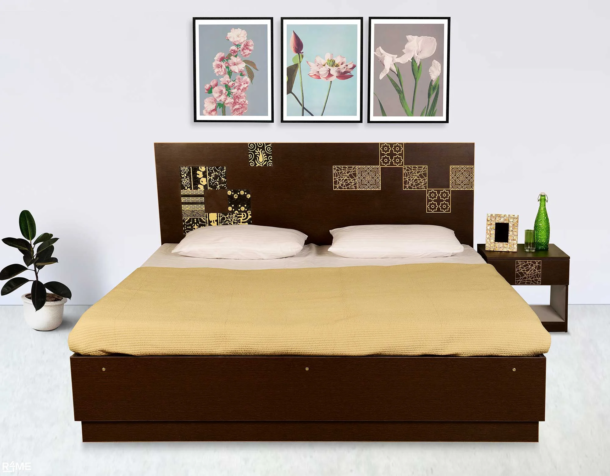 Ornate King Double bed with Mattress and side table on rent