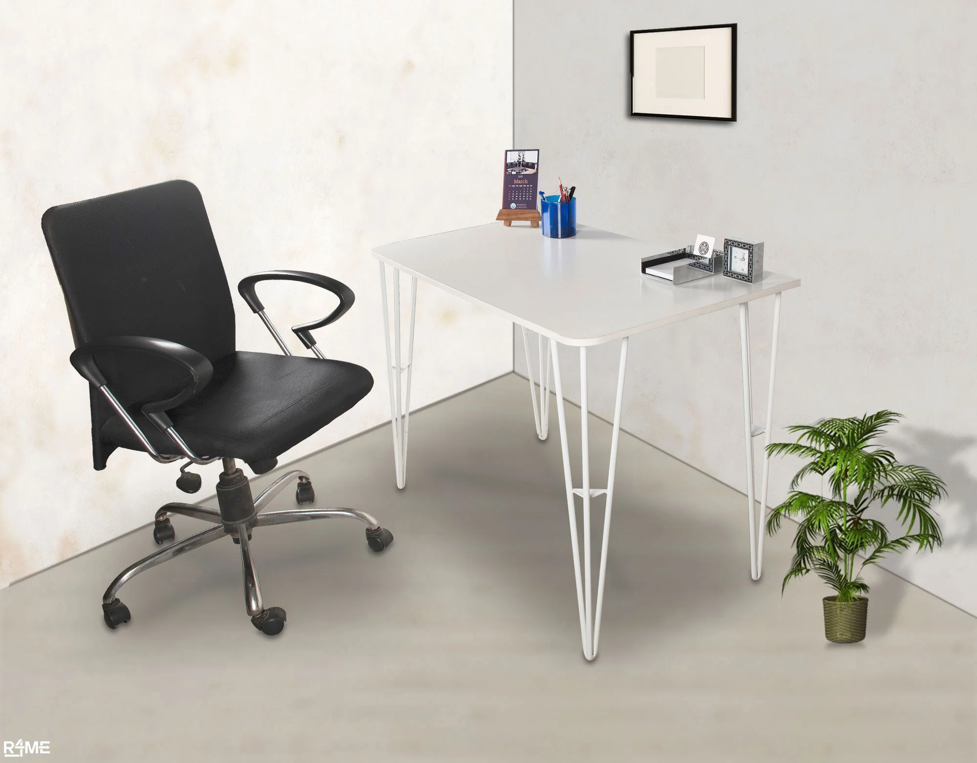 Posh Study Table on rent