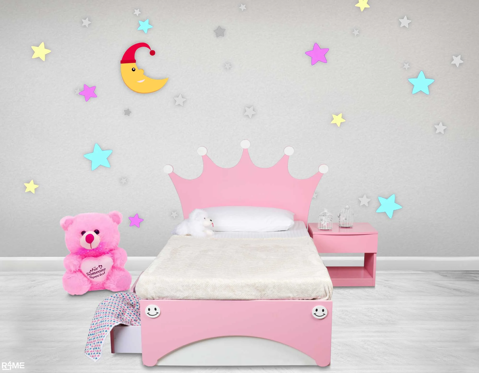 Kids' Princess Crown Bed on rent