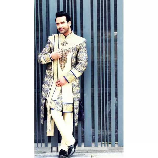 Sherwani  on rent
