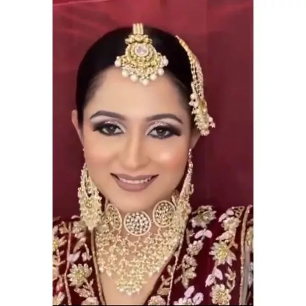 Golden Bridal Set on rent