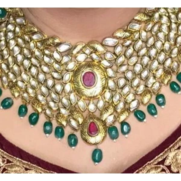 Kundan & Beads Bridal Jewellery Set on rent