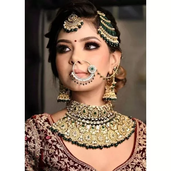 Golden Set with Kundan &  Beads Work on rent