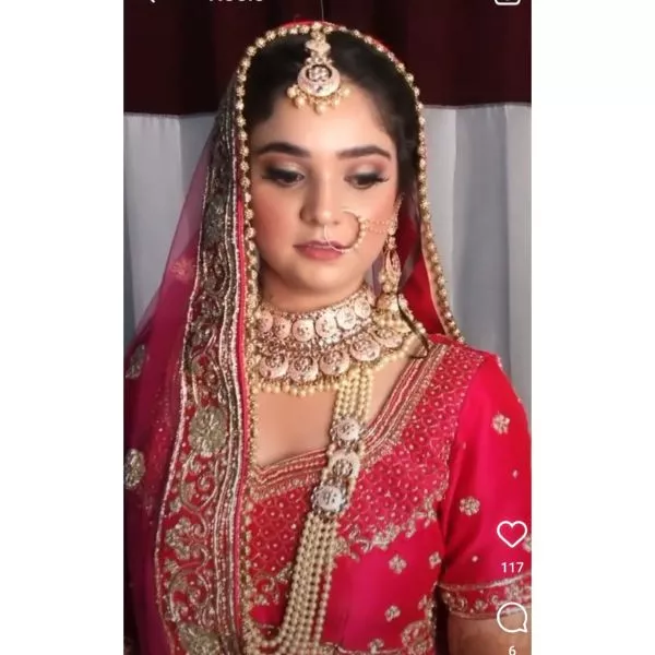 Meenakari Bridal Jewellery Set on rent