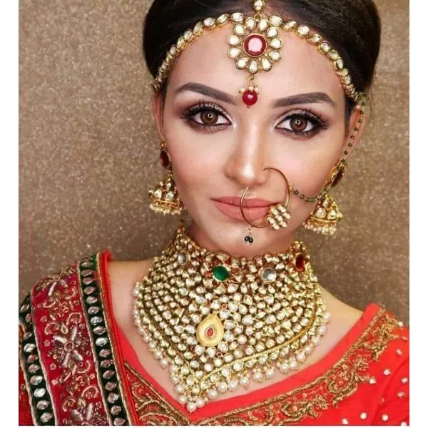 Luxury Kundan Choker Set on rent