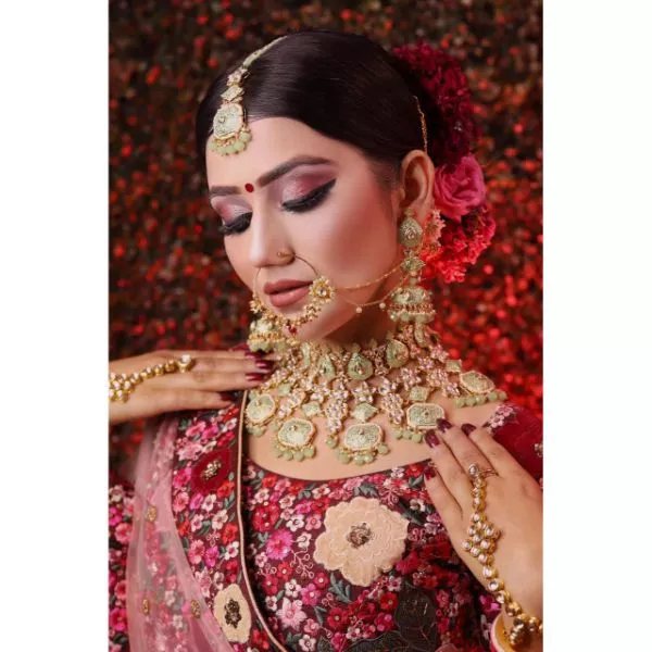 Meenakari Bridal Jewellery Set on rent