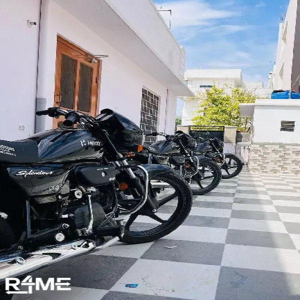 Splendor Bike on rent