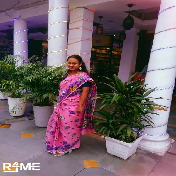 Jamdani Saree on rent