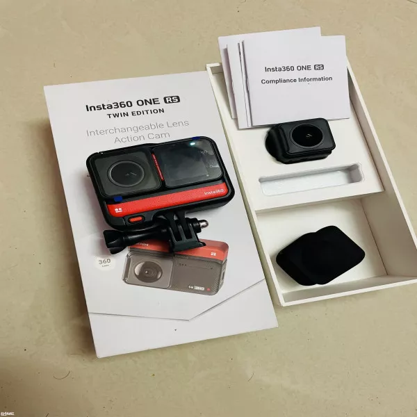 Insta 360 1RS twin edition with invisible stick on rent