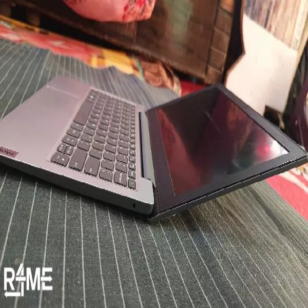 Lenovo IdeaPad on rent