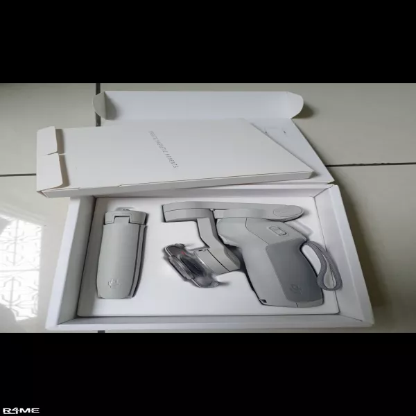 DJI OM4SE Mobile gimbal on rent