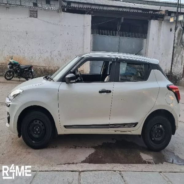 Maruti Suzuki Swift VXI 2022 on rent