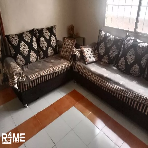 Sofa and Dining Table on rent
