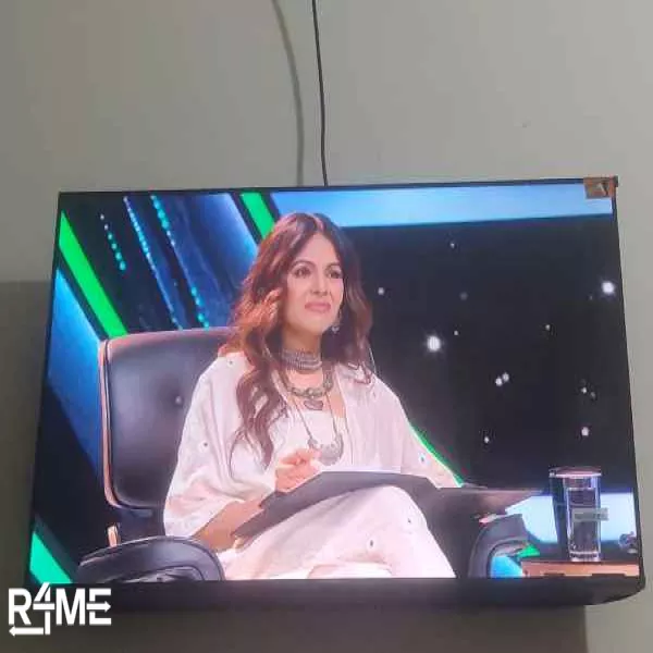 iFFALCON 43" 4K Smart TV on rent