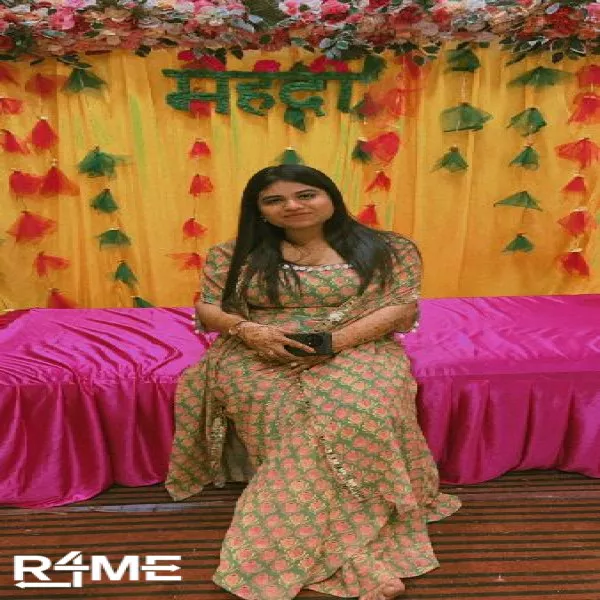 Mehandi Outfit - 3 Piece Dress on rent