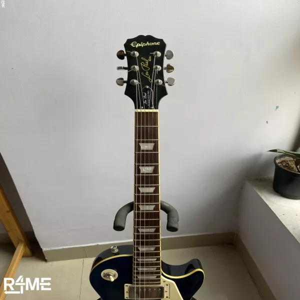 Epiphone Les Paul Plus-Top Pro Electric Guitar on rent