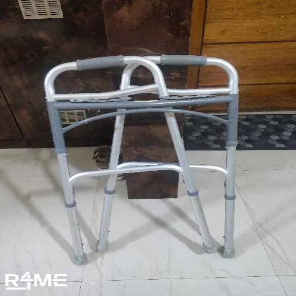 Aluminum Foldable Walker on rent
