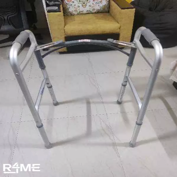 Aluminum Foldable Walker on rent