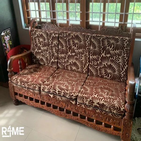 Sofa Set 3 Seater With 2 Chair on rent