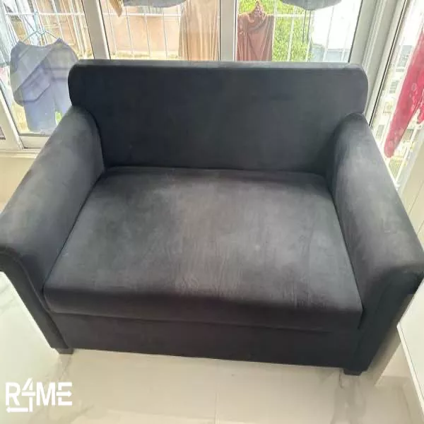 3 Seater Sofa on rent