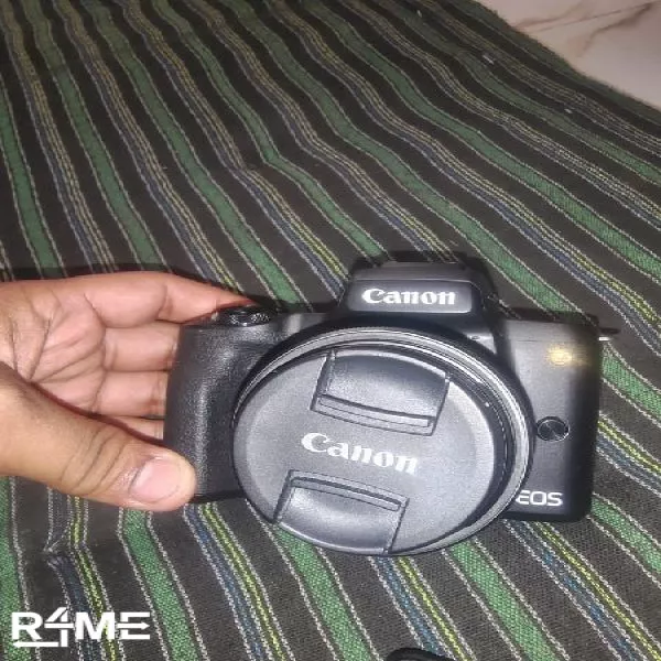 Canon M50 Mark II on rent