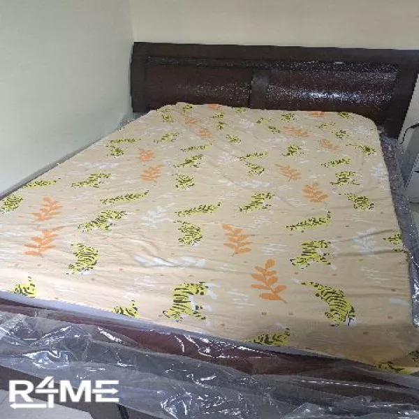 Queen Size Bed on rent