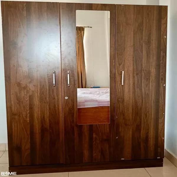3 Door Wardrobe with Drawer, Mirror and 1 Hanging Space on rent