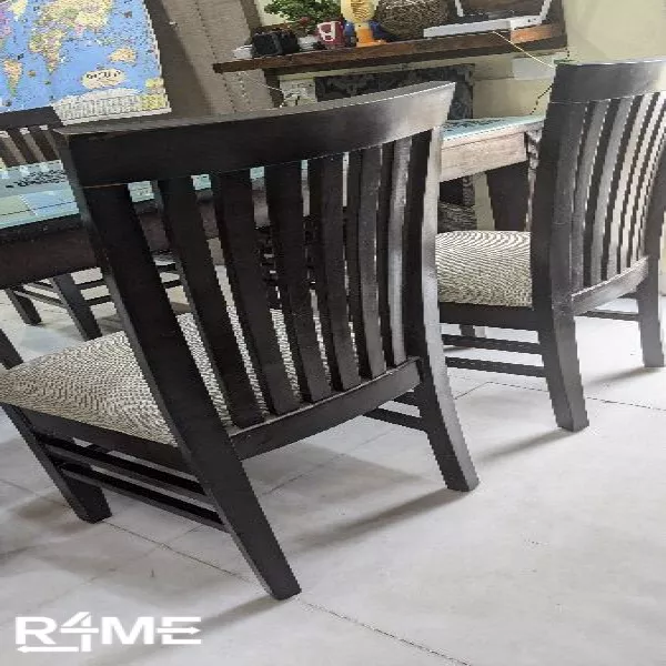 Dining Table on rent