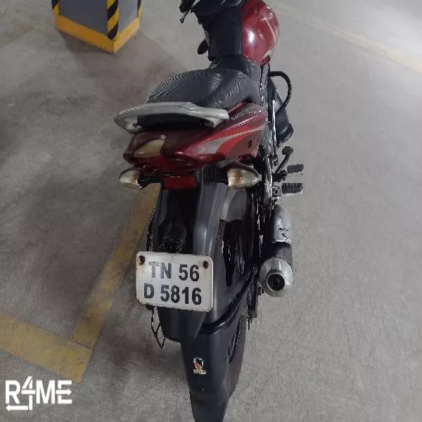 Bajaj Discover 125ST on rent