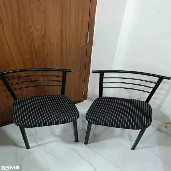 2 Dining Chairs on rent