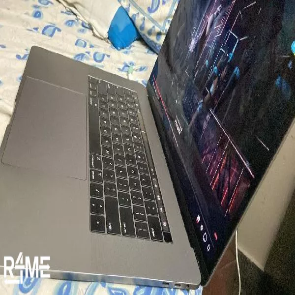 Macbook Pro i7/16 Gb/1 TB on rent