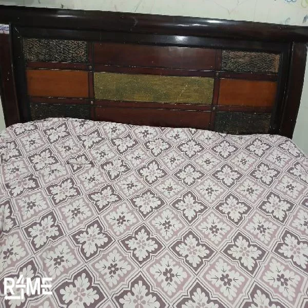 Bed on rent