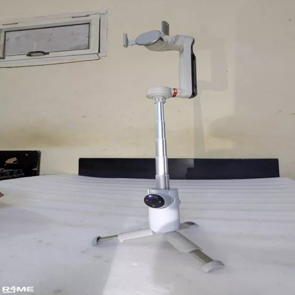 Insta 360 Flow AI Powered Smartphone Stabilizer Gimball on rent