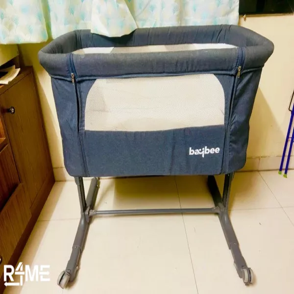 Bedside Rocking Baby Cradle on rent
