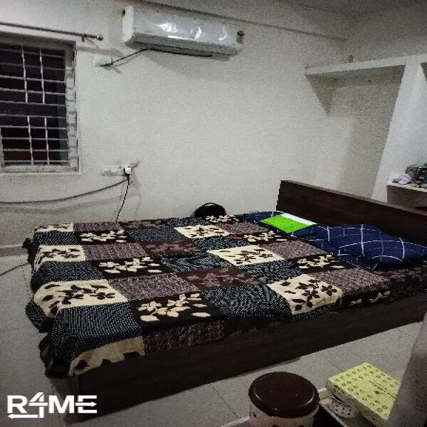 Queen Size Bed on rent